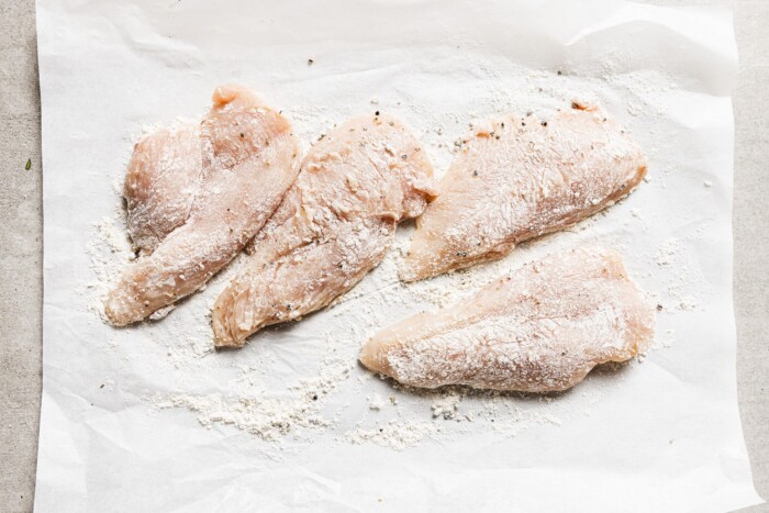 chicken breast lightly coat with flour